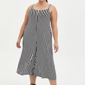 Torrid Super Soft Black & White Stripe Culotte Jumpsuit Romper Size 2 or 18/20